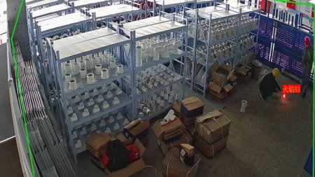 AI視頻監(jiān)控：倉庫安全守護神，火焰識別技術(shù)守護每一刻